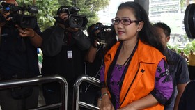 KPK Perpanjang Masa Tahanan Damayanti