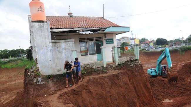 LMAN menggelontorkan anggaran Rp11,12 triliun untuk pengadaan lahan 77 proyek strategis tahun ini. Dari jumlah itu, Rp5,93 triliun di antaranya untuk tol.