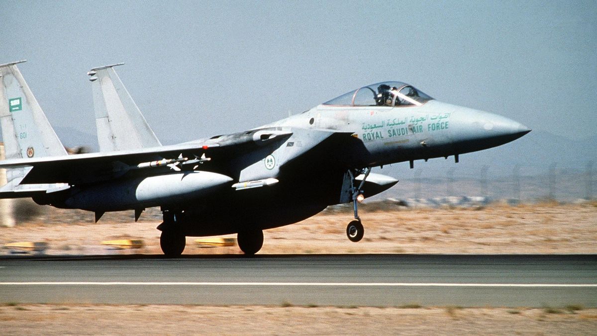 Saudi dan UEA Tegang Lagi Gegara Yaman, Riyadh Serang Kapal Abu Dhabi