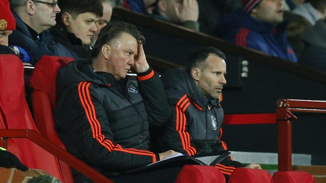 Sejak bola di laga melawan West Ham belum ditendang pun Louis van Gaal telah memprediksi bahwa MU bisa dibobol dari bola mati.
