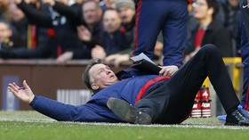 Menilik Rekam Jejak Van Gaal, Sang Manajer yang 'Terjungkal'