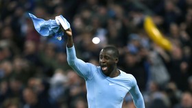 Rebut Hati Guardiola, Toure Kembali ke Liga Champions