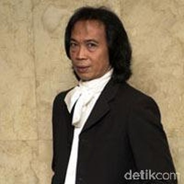 Lirik Lagu Yang Kusayang - Chrisye