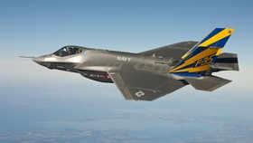 Trump Minta Boeing Saingi Jet Tempur Tercanggih AS