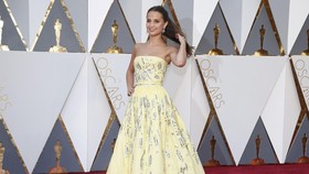 Mahkota Lara Croft untuk Alicia Vikander, Bukan Daisy Ridley