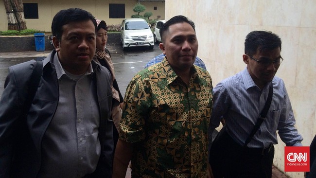 Direskrimum Polda Krishna Murti beralasan kalaupun Ivan terbukti menggunakan narkoba, pihaknya tidak berwenang menangani kasus tersebut.