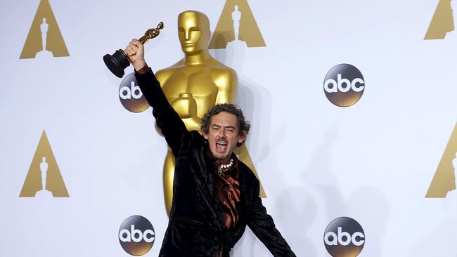 Mad Max: Fury Road menang besar di ajang Academy Awards 2016 dengan perolehan total enam piala Oscar.