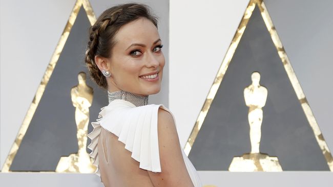 Dianggap Terlalu Tua Olivia Wilde Digantikan Margot Robbie