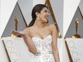 Priyanka Chopra akan Terbitkan Memoar