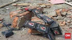 Warga Kolong Tol Seberang Kalijodo Bergegas Pindah