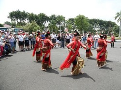 Mengenal Asal-usul Tari Lenggang, Tarian Penyambutan Asal Surabaya