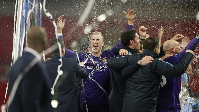 Manuel Pellegrini tak hanya memberikan pujian kepada Willy Caballero, melainkan juga pada Joe Hart yang tak bermain di partai final lawan Liverpool.