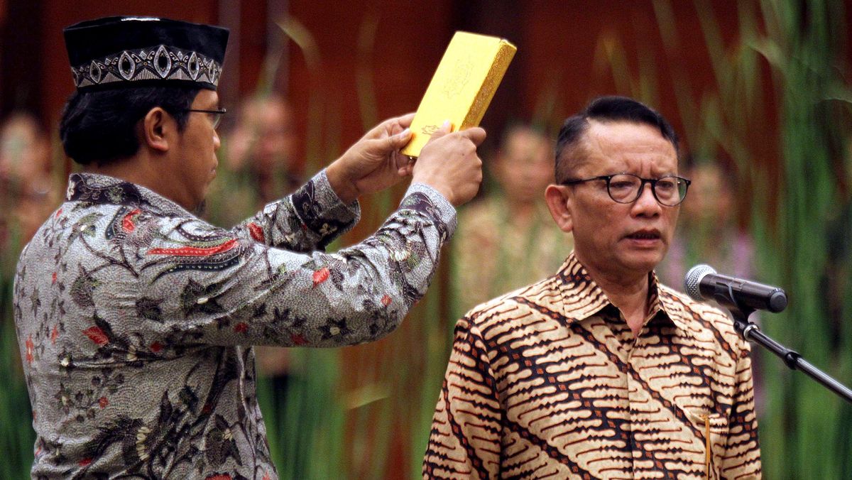 Alasan Eks Dirjen Pajak Ken Dwijugiastedi Cs Dicekal di Kasus Korupsi