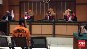 Dijerat 3 Dakwaan, Simpatisan ISIS Daeng Stanzah Hadapi Vonis