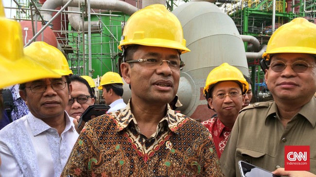 Impor barang modal bekas hanya dapat dilakukan oleh perusahaan pemakai langsung, perusahaan rekondisi, dan perusahaan manufakturing.
