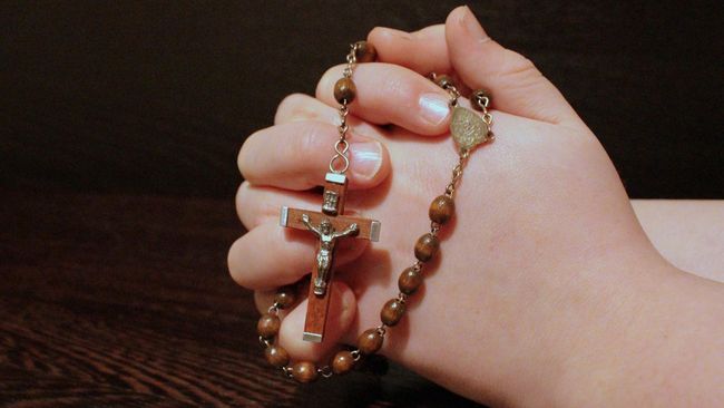 Peristiwa rosario hari senin sampai minggu