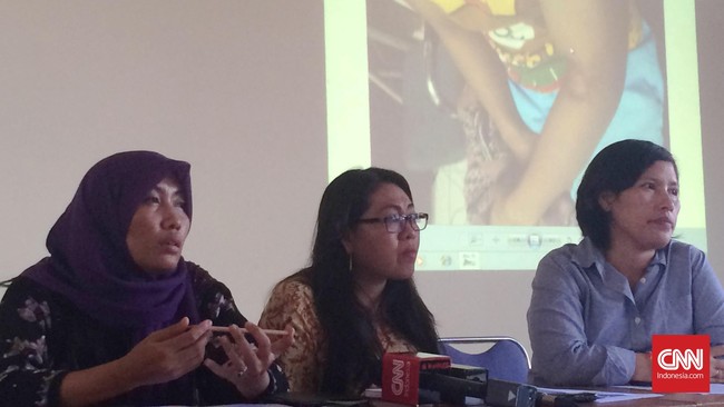 APIK menyampaikan selain T (20), ada dua orang pembantu rumah tangga lain yang menjadi korban kekerasan Ivan Haz, yaitu E dan R.