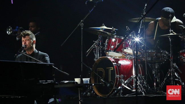 Aksi Panggung Spektakuler Malam Pertama Java Jazz Festival