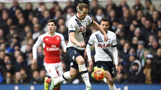 Derby London Utara pada ajang Liga Primer Inggris di Stadion White Hart Lane, Sabtu (5/3), antara Tottenham Hotspur menjamu Arsenal berakhir imbang 2-2.