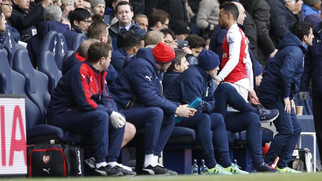Francis Coquelin yakin The Gunners bakal meraih kemenangan dari Tottenham Hotspur jika tampil penuh 11 lawan 11.