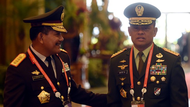 Lokasi jatuhnya helikopter berada di pemukiman warga dekat Bandara, bukan di daerah rawan atau basis kelompok teroris.