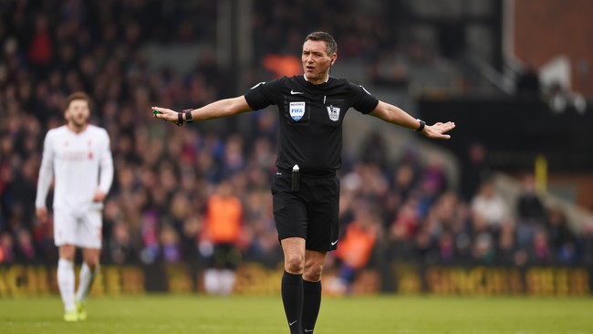 Andre Marriner sudah memimpin tiga pertandingan Manchester United musim ini, dengan dua di antaranya berakhir dengan kemenangan untuk The Red Devils.