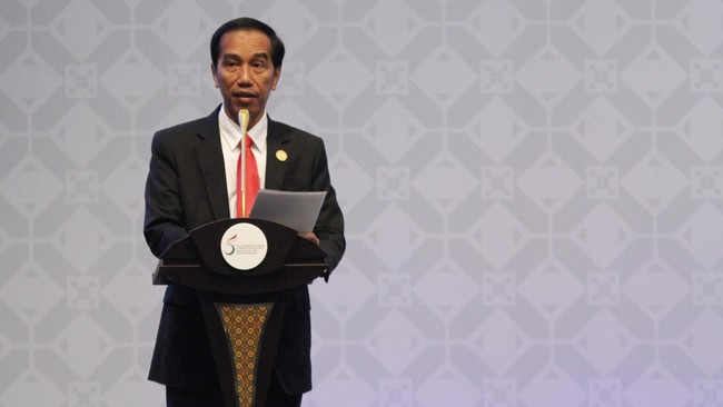 "Indonesia mengutuk keras serangan bom di Lahore. Teror atas nama apapun tidak dibenarkan. Dukacita mendalam utk korban, rakyat Pakistan -Jkw."