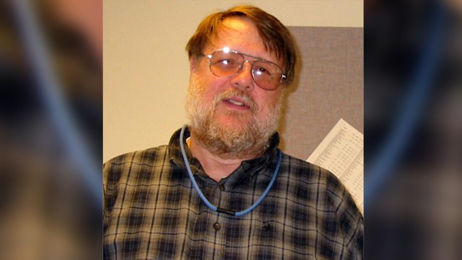 Dari hanya untuk sistem militer, Ray Tomlinson membawa email agar bisa digunakan orang secara luas.