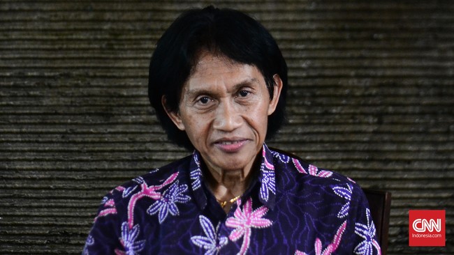 Memulai karier sebagai jurnalis pada usia 19 tahun, Bens Leo, kini diliputi kekhawatiran soal regenerasi jurnalis dan pengamat musik tanah air.