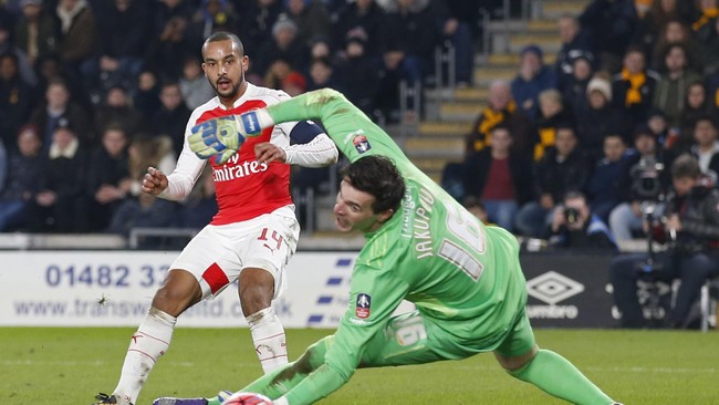 Dua gol masing-masing oleh Giroud dan Walcott jadi ancaman serius bagi Watford FC.