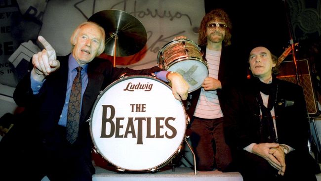 Martin merupakan sosok yang berjasa mengorbitkan nama The Beatles di era 60an. Dia meninggal di usia 90 tahun.