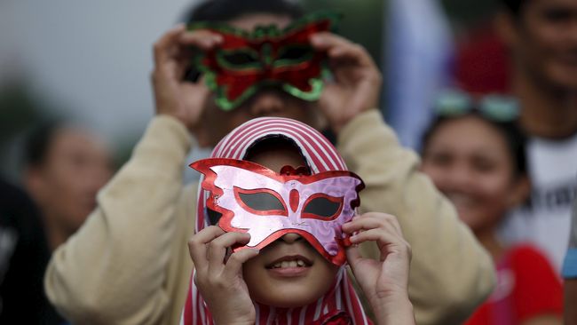 Jauh sebelum ilmu pengetahuan dan teknologi berkembang, nenek moyang mengaitkan peristiwa gerhana dengan mitos.