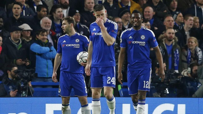 Guus Hiddink mengaku kecewa dengan tersingkirnya Chelsea dari ajang Liga Champions karena menurutnya Chelsea memiliki kans untuk memenangkan pertandingan.