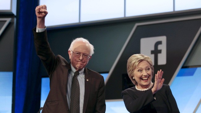 Dua kandidat calon presiden Amerika Serikat dari Partai Demokrat, Hillary Clinton dan Bernie Sanders, menang satu sama dalam dua pemilihan primer.