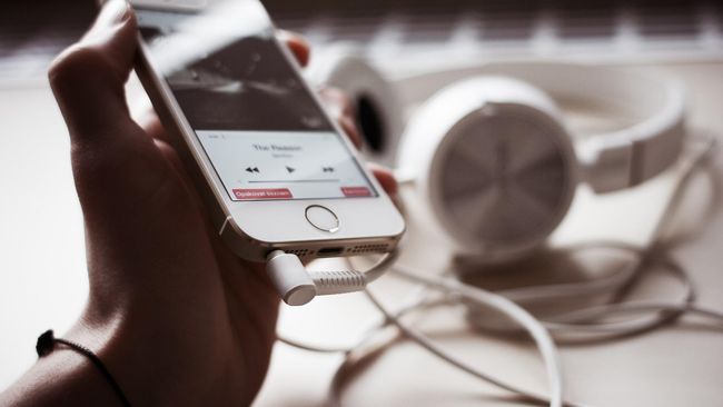 Industri musik di Amerika Serikat tumbuh sampai 11 persen berkat orang yang total mengeluarkan US$22,6 juta untuk berlangganan streaming.