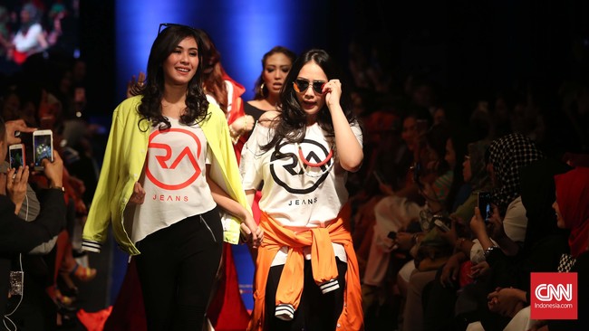Interpretasi Mode Selebriti di IFW 2016