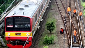 Viral Percikan Api di Kolong KRL, KCI Buka Suara