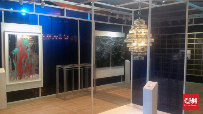 Art Dept dan Plaza Indonesia menggelar pameran seni yang keuntungannya akan disumbangkan untuk pendidikan di Indonesia.