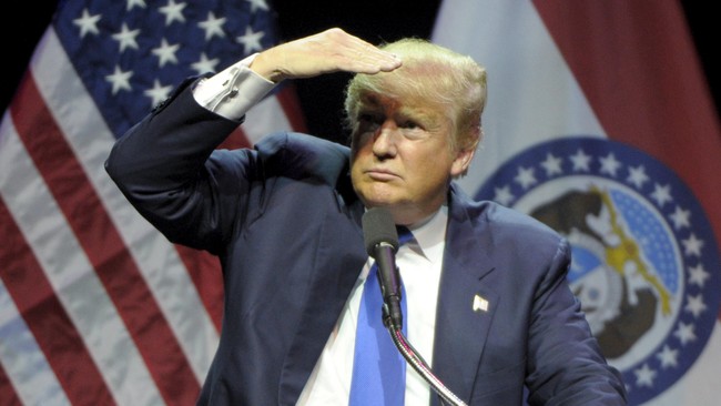 Sean Taylor Morkys ditangkap setelah menuliskan ancaman pengeboman pada kampanye Donald Trump di akun Twitternya.