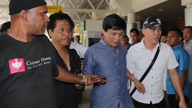 Bupati Ogan Ilir Ahmad Wazir Noviadi diusung koalisi PDIP, Golkar, Hanura dan PKS saat berlaga di Pilkada Ogan Ilir pada Desember 2015 lalu.