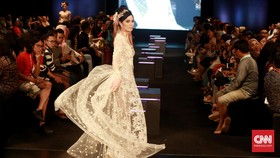 Koleksi Busana Terbaik di IFW 2016 (Bagian I)
