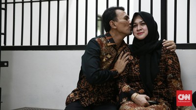 Gubernur Gatot serta Istrinya Evy Divonis 3 dan 2,5 Tahun Bui