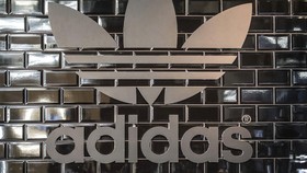 Sengketa Tiga Garis, Pengadilan Uni Eropa Kalahkan Adidas