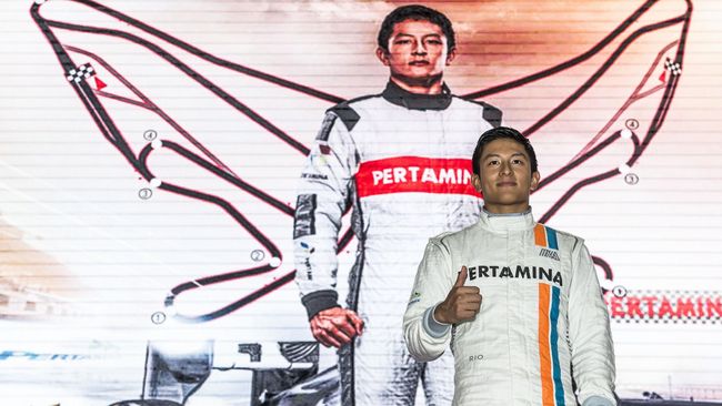 Voting F1, Rio Haryanto dan Wehrlein Paling Diragukan Di antara tiga pebalap rookie pada musim balap F1 tahun 2016, pebalap tim Renault Jolyon Palmer lah yang paling diyakini akan mengumpulkan banyak poin.