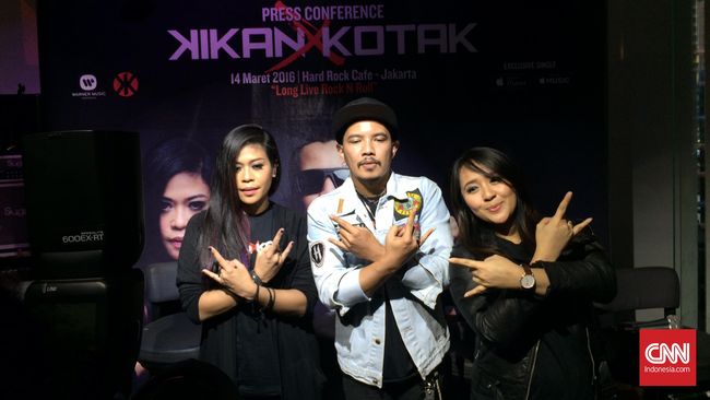 Kikan X Kotak, proyek baru Kotak bersama Kikan saat ditinggal Tantri cuti melahirkan, langusng meluncurkan lagu baru yang diklaim "berbeda."