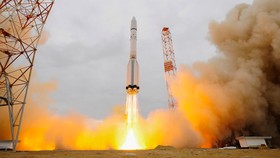 Satelit Buatan Indonesia Berhasil Meluncur ke Antariksa