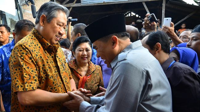 Wakil Ketua DPR Fahri Hamzah mengatakan pemerintahan SBY maju karena menerima kritik anggota DPR dan menjadikannya pertimbangan pengambilan keputusan.
