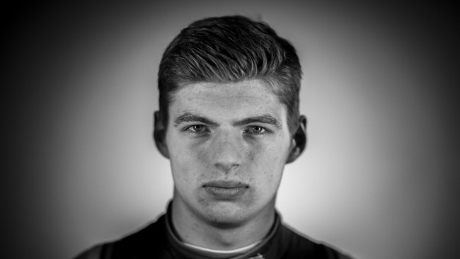 Tukar guling antara Max Verstappen dan Daniil Kvyat jelang GP Spanyol menimbulkan pertanyaan tersendiri apa yang tengah terjadi di dalam kubu Red Bull Racing.