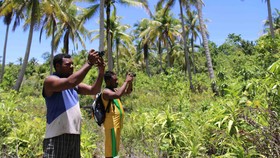 Merekam Keindahan Raja Ampat dengan Mata Orang Papua