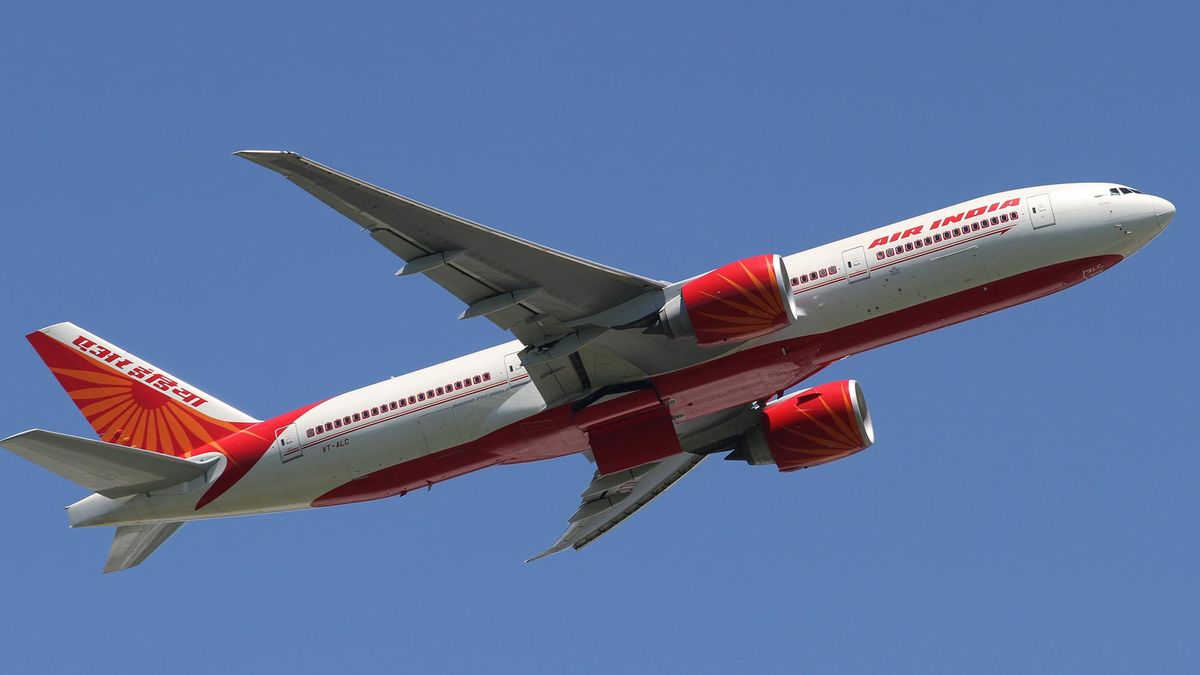 Mabuk, Pria India Buang Air ke Arah Penumpang Lain di Pesawat